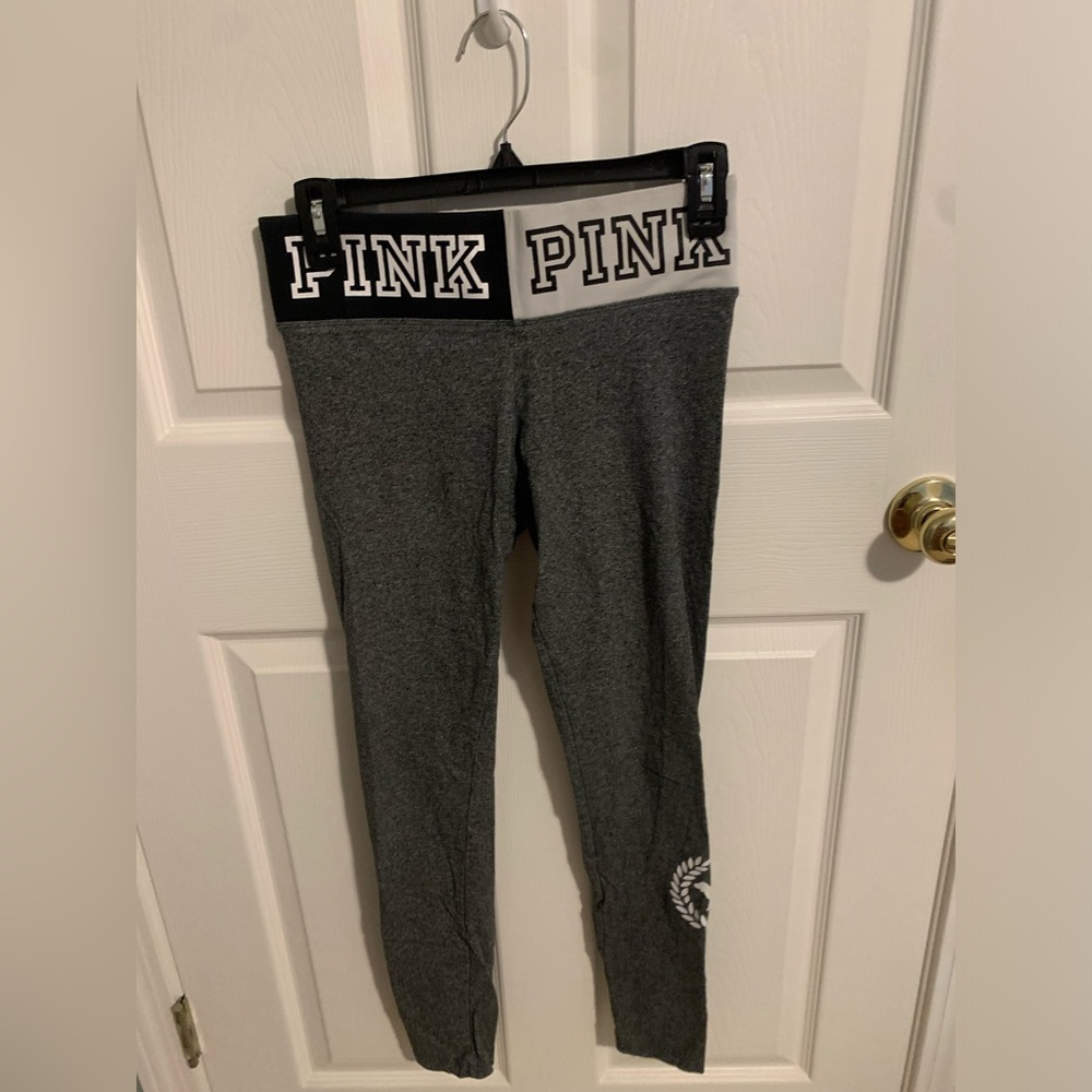 Size small grey leggings from pink.